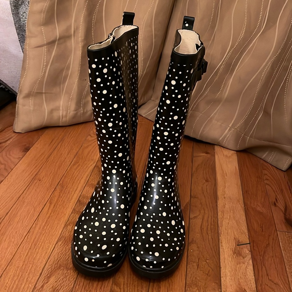 EUC • Women Polka Dot Rainboots • Size 9